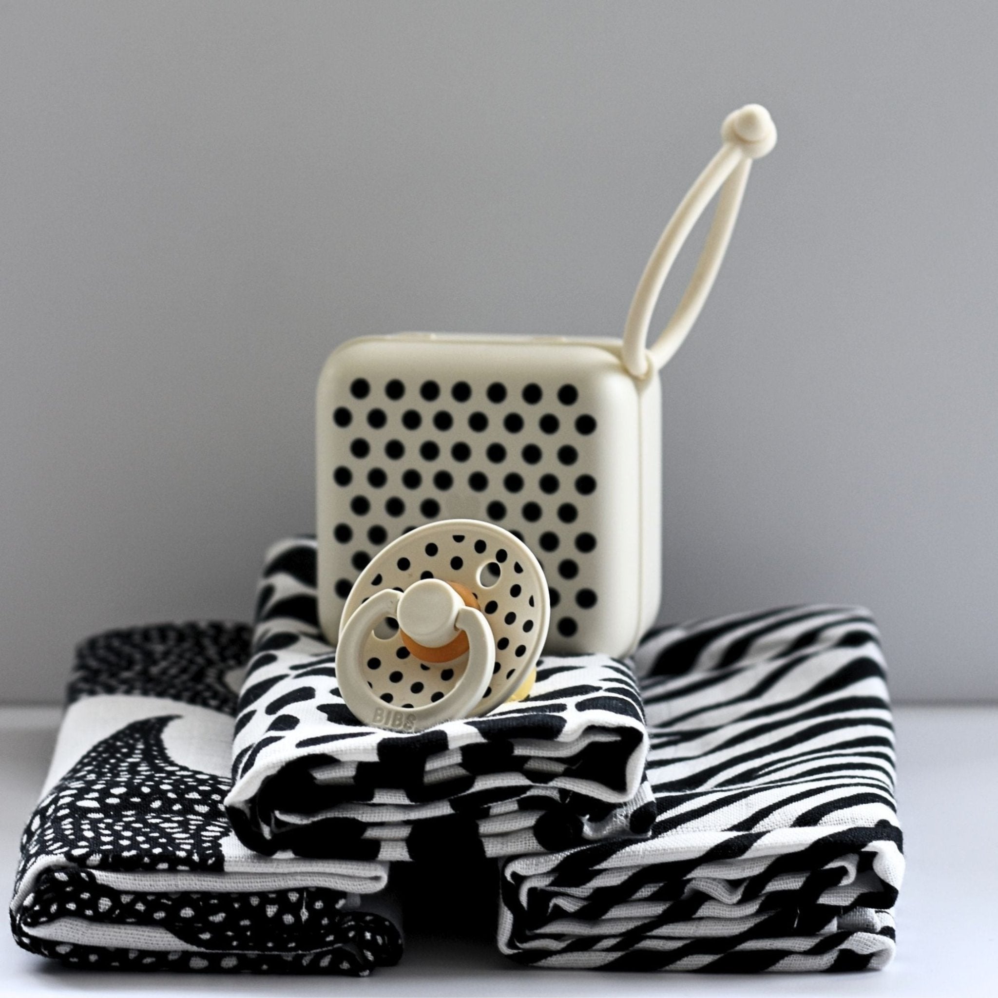 BIBS x Etta Loves Newborn Gift Set - Etta Loves