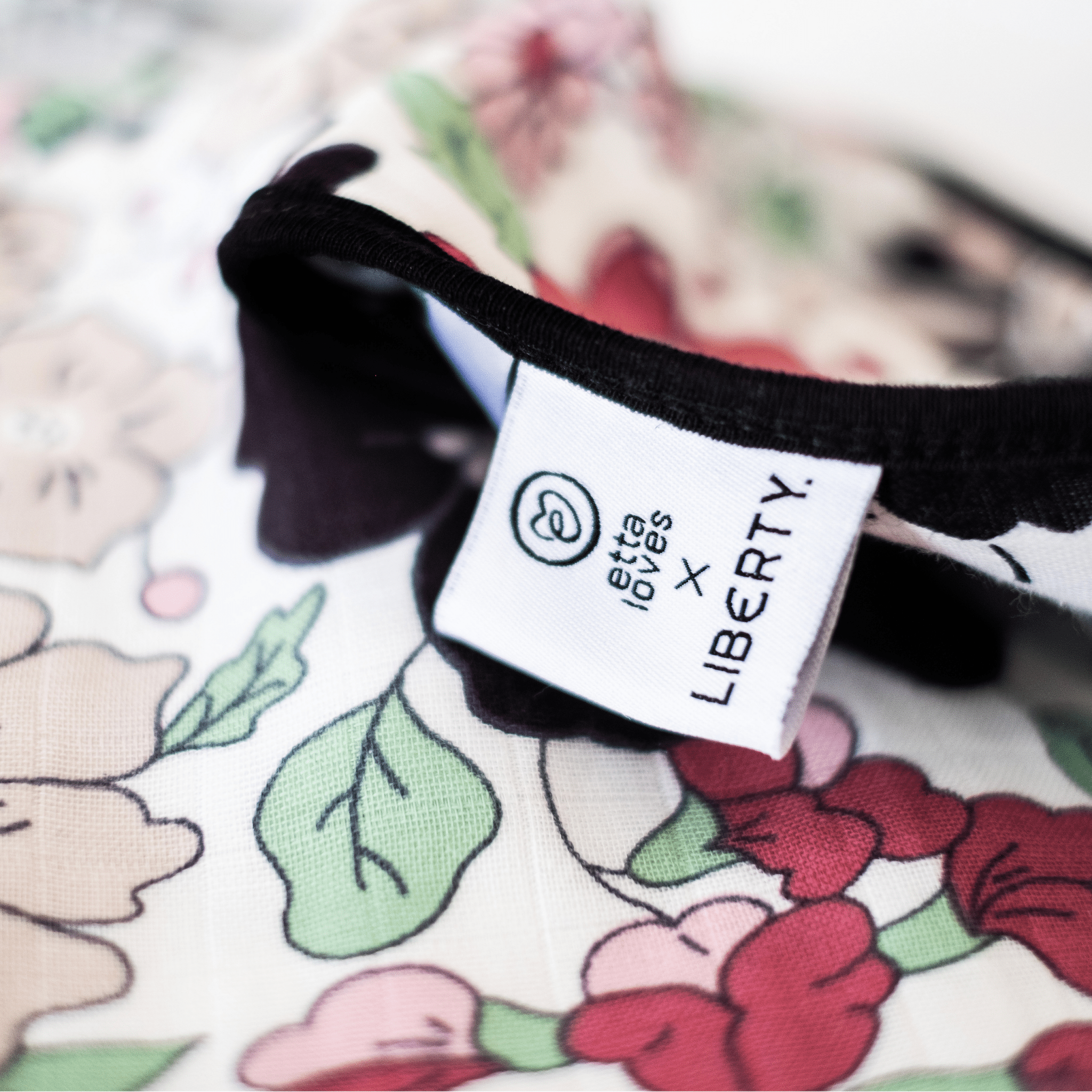 ETTA LOVES x LIBERTY – Sensory Muslin Blanket (Suitable from birth) - Etta Loves