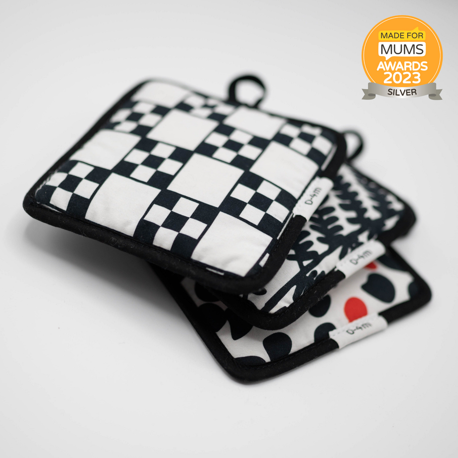 Checkered jersey bag cover